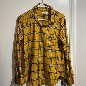 Hollister Yellow Flannal